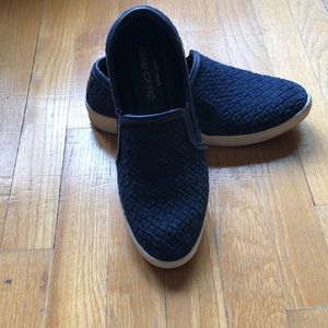 Cole Haan Grand Pro Navy size 10 sneaker
